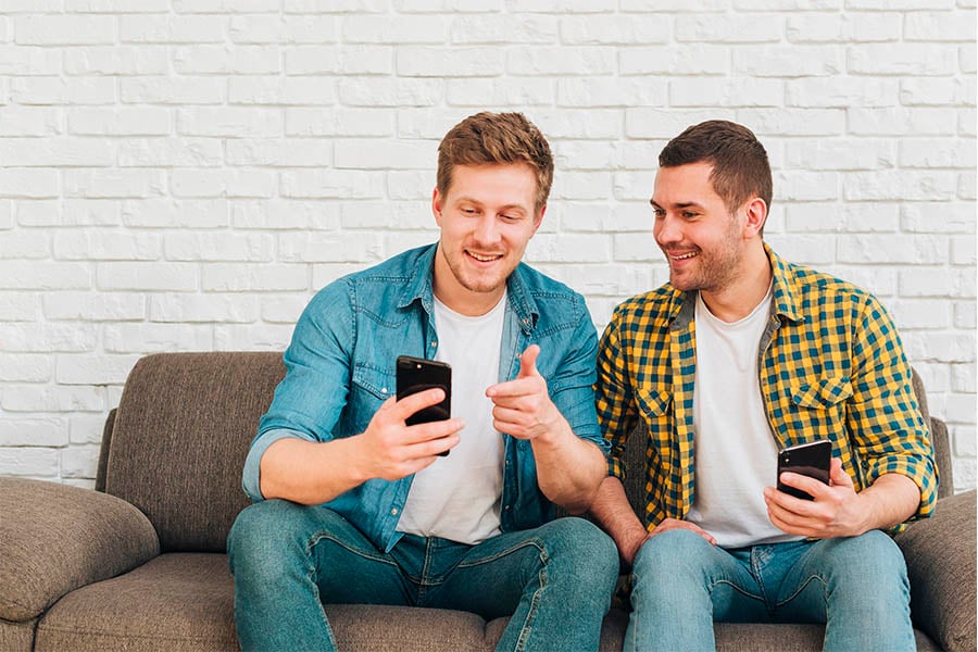 Apóyate en la tecnología para llegar a todo el mundo y facilitar su participación
